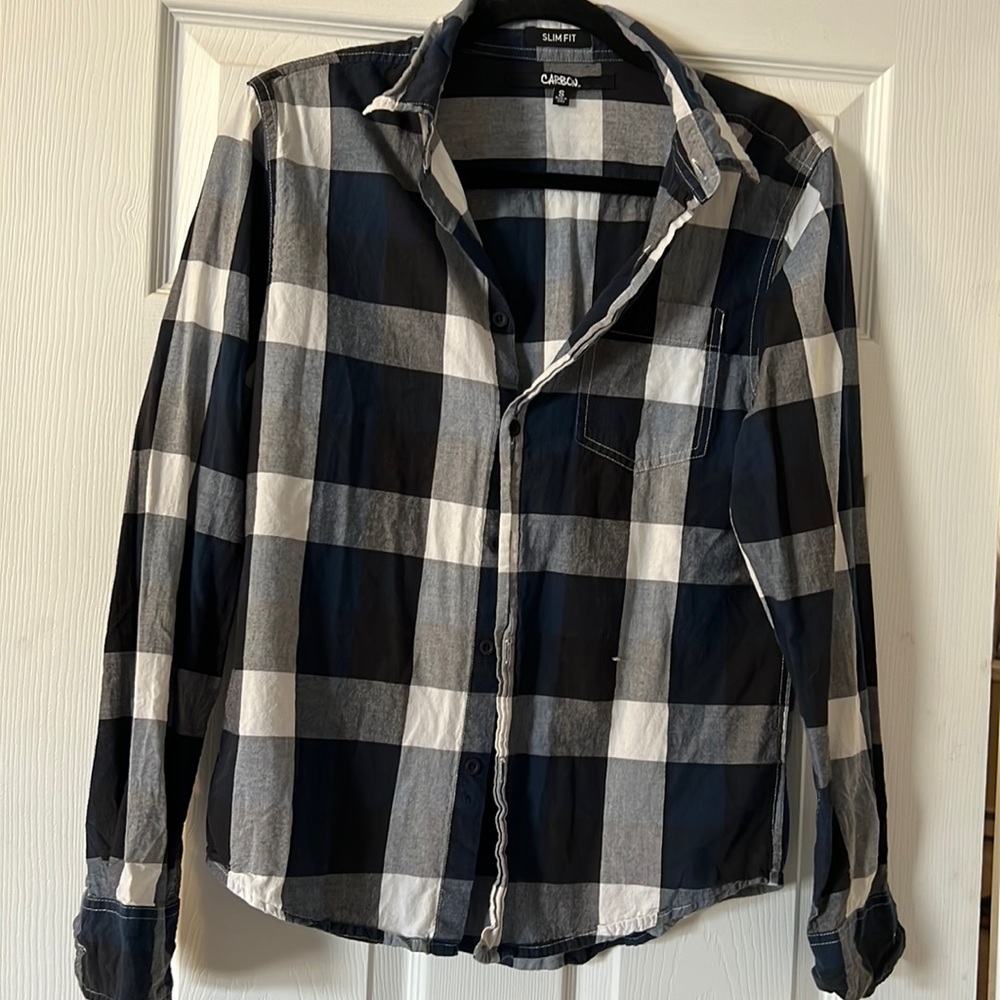 Woman’s blue & white checkered flannel